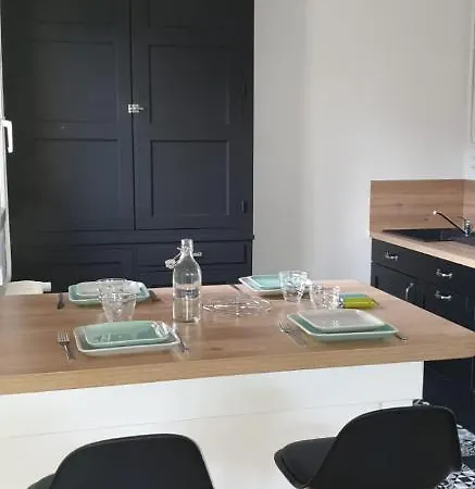 Charmant Appartement Lejlighed Le Mans